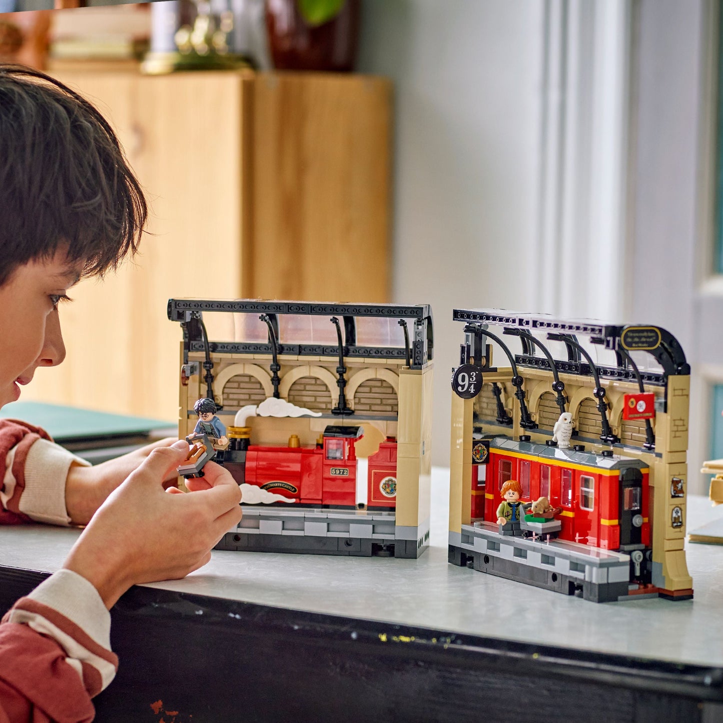 76450 Book Nook: Hogwarts-Express