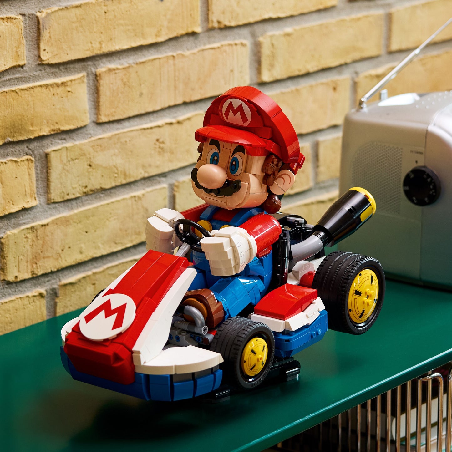 72037 Mario Kart - Mario and Standard Kart