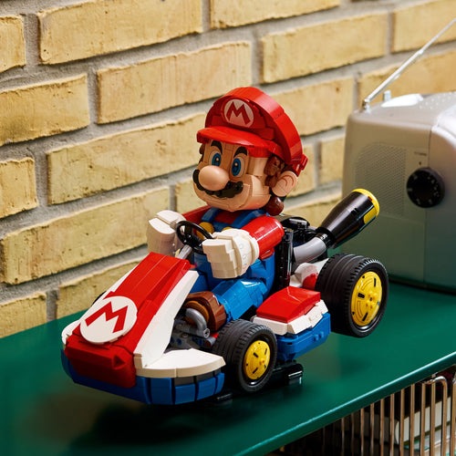 72037 Mario Kart - Mario and Standard Kart