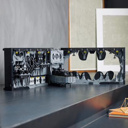 76252 Batcave™ – Shadow Box