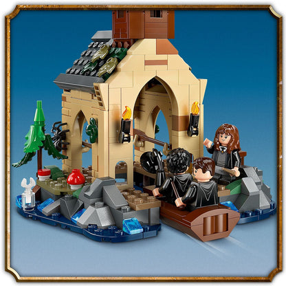 76426 Hogwarts™ Castle Boathouse