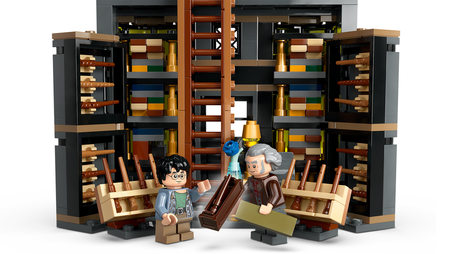 LEGO® Harry Potter 76439 Ollivanders™ & Madam Malkins Anzüge