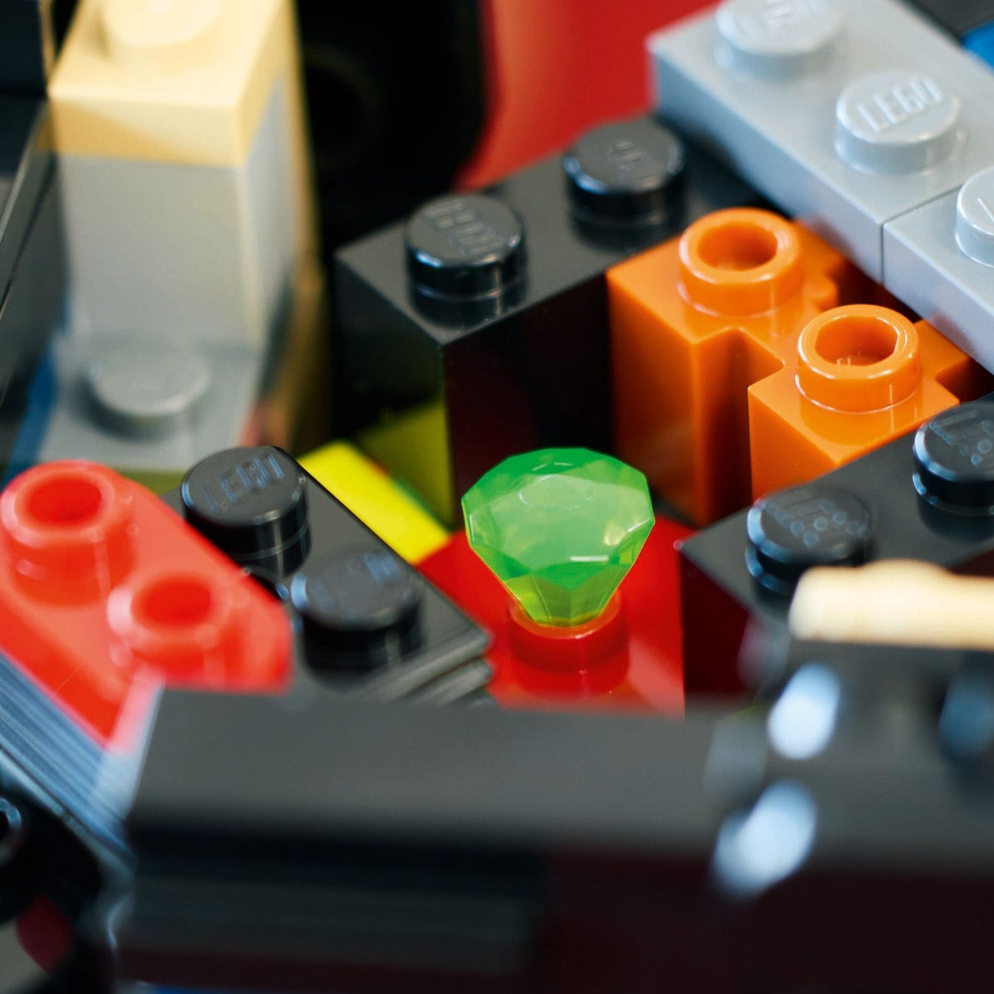 77000 Schaduw de Egel