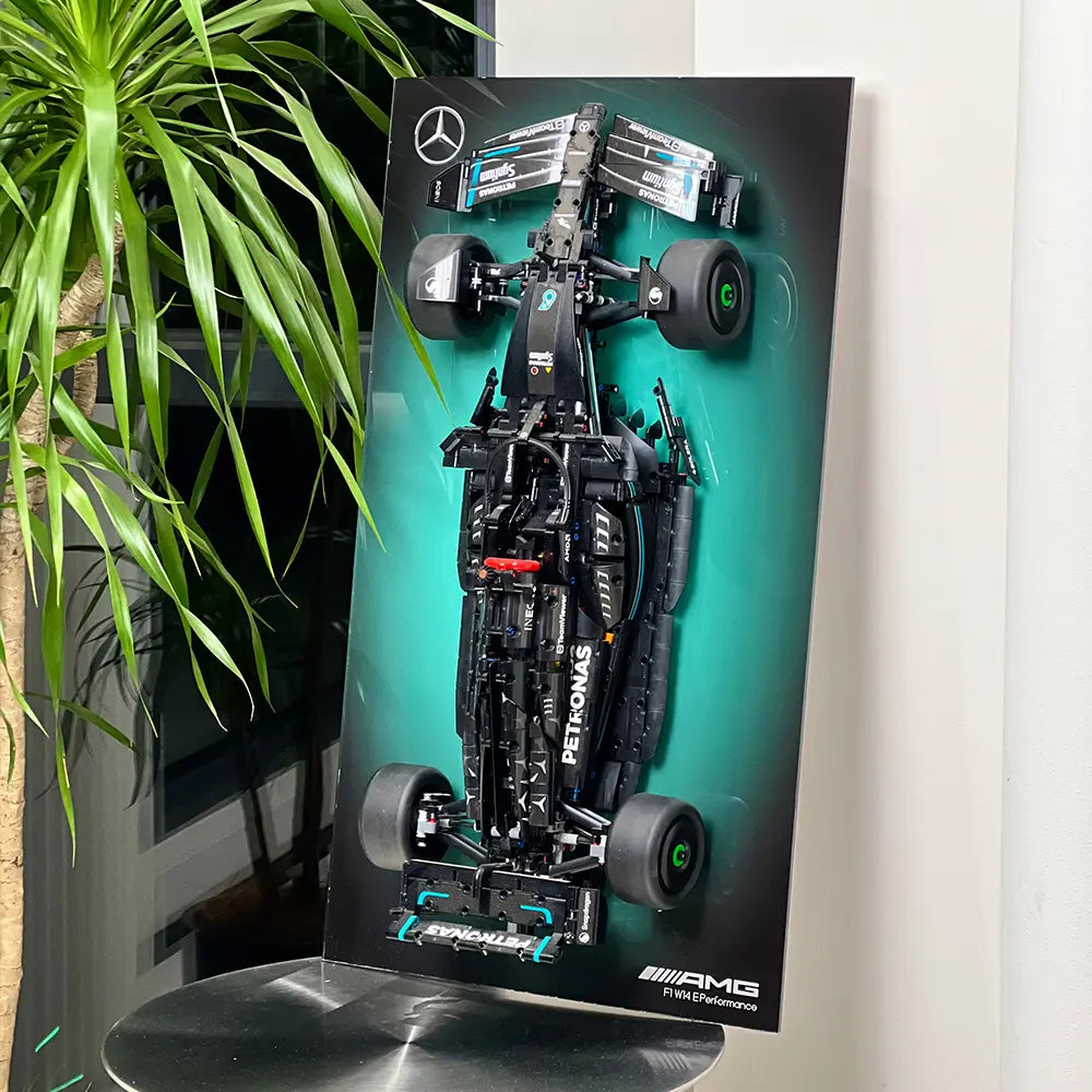 dia_frame_Technic_Displayed_in_a_FLOATING_Style_DISP03